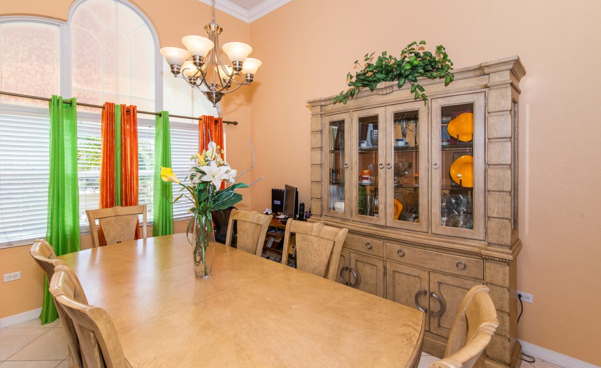 SAVANNAH MEADOWS HOME & INCOME APARTMENT