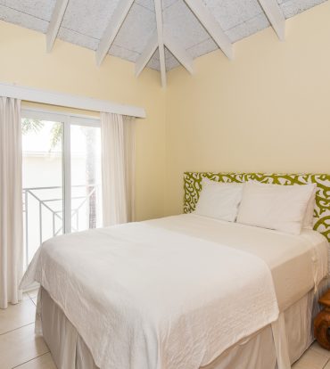 SUNSET COVE 306