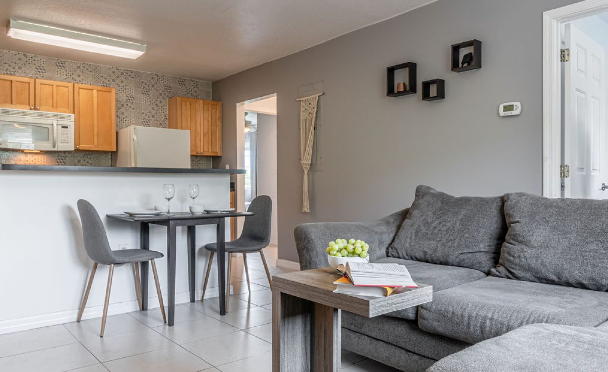 LAKESIDE - UPGRADED 2 BEDROOM UNIT