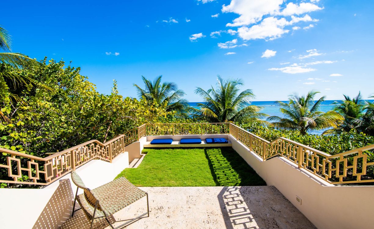 NIRVANA BEACH HOUSE