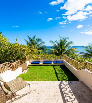 NIRVANA BEACH HOUSE