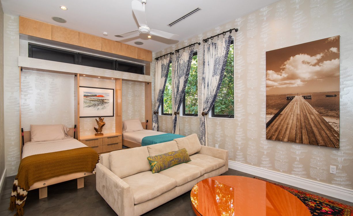 NIRVANA BEACH HOUSE