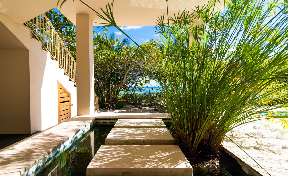 NIRVANA BEACH HOUSE