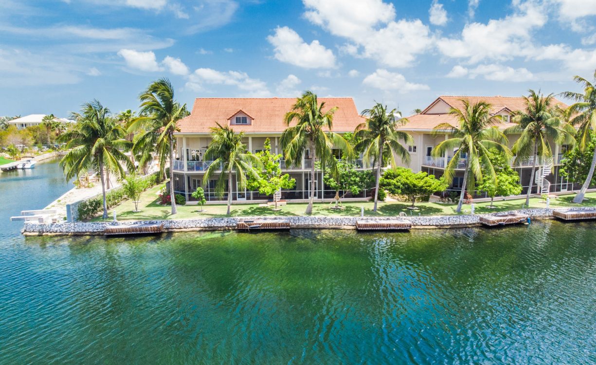 YACHT CLUB VILLAS #9