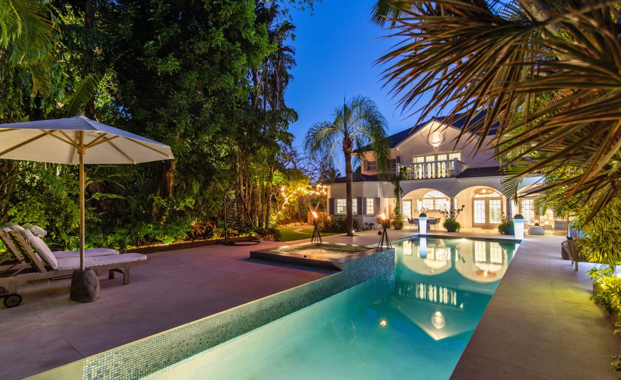 6 WEBSTER'S ESTATE