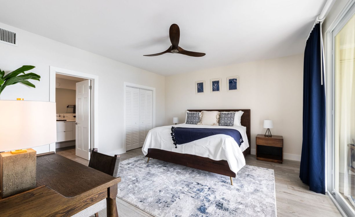 CORAL BAY 9