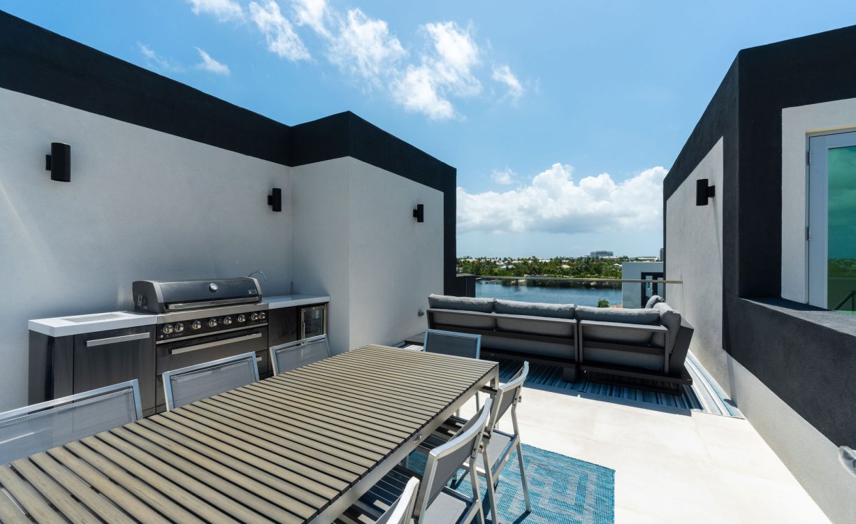 ONE CANAL POINT TOWNHOME  7