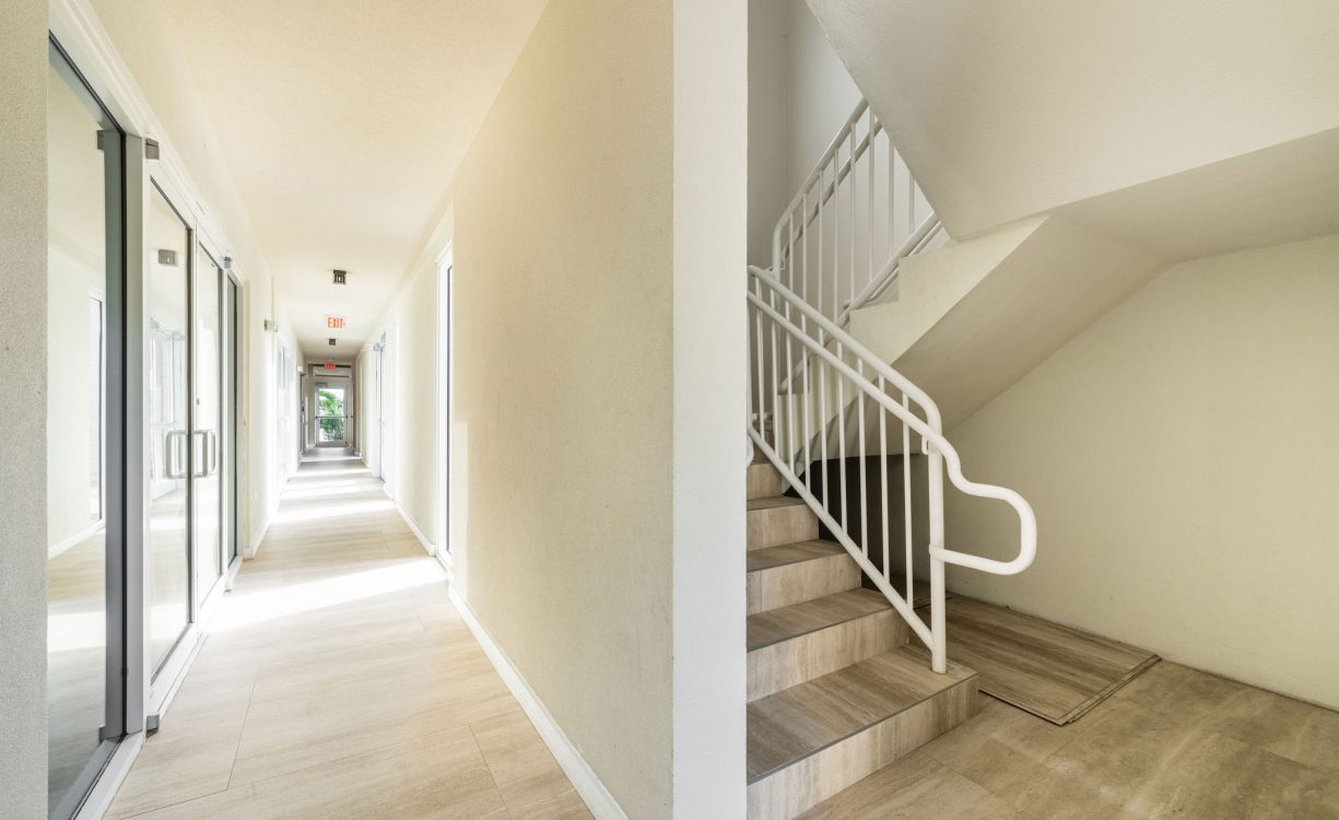 PALM GROVE COMMERCIAL UNIT 3