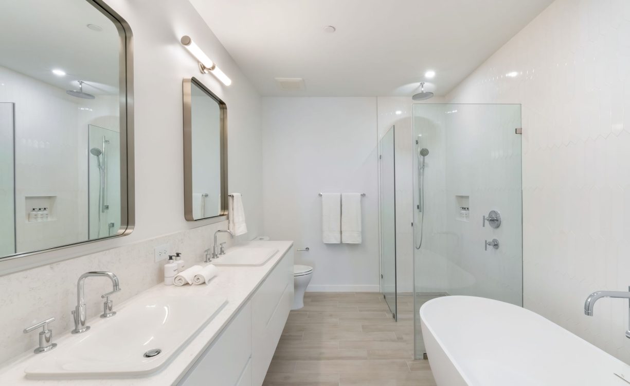 ONE CANAL POINT 131