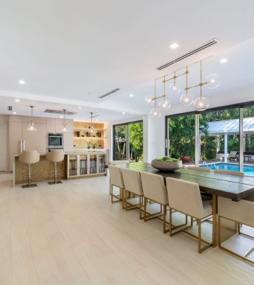 ANTOINETTE AVENUE 51, WEBSTERS ESTATES HOME