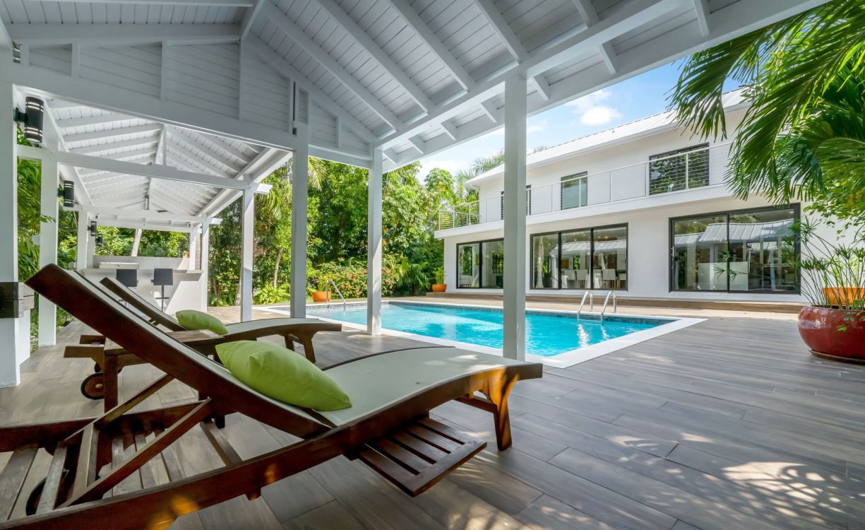 ANTOINETTE AVENUE 51, WEBSTERS ESTATES HOME
