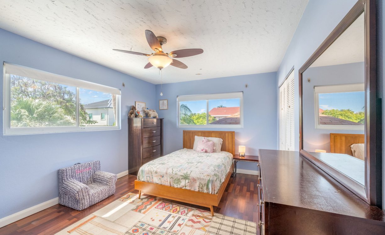 JENNIFER DRIVE 50, SNUG HARBOUR HOME WITH RENTAL APARTMENT