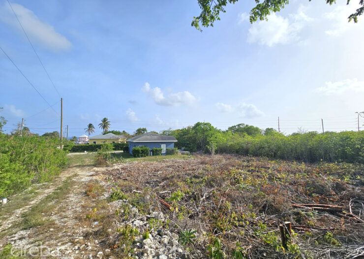 RESIDENTIAL LAND LOT, STEPS FROM THE SEA,  GRAND CAYMAN