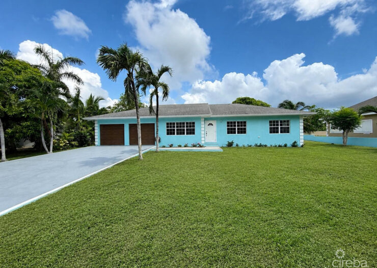 SAVANNAH MEADOWS -BEAUTIFULLY RENOVATED FAMILY HOME