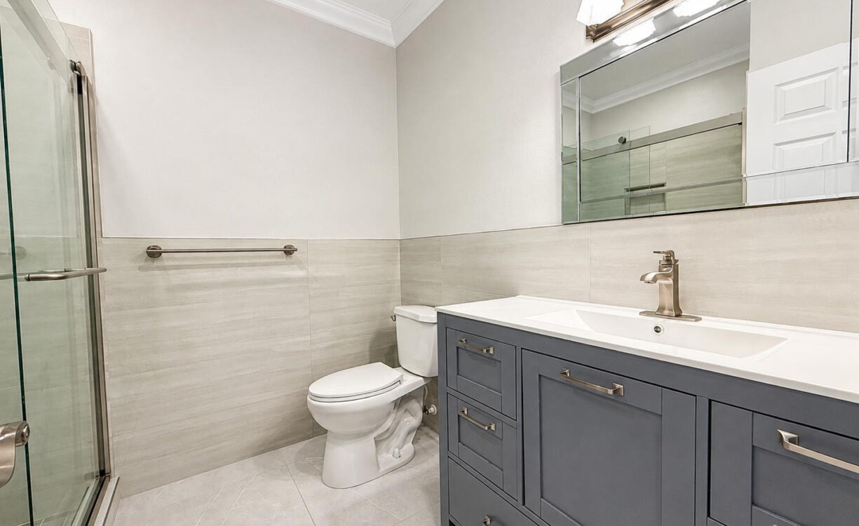 SAVANNAH MEADOWS -BEAUTIFULLY RENOVATED FAMILY HOME