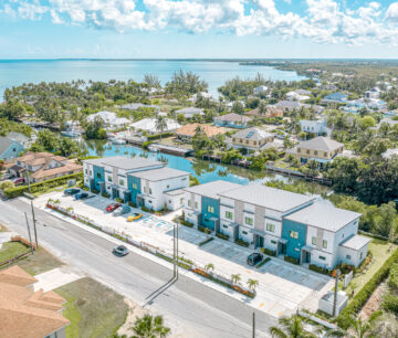 THE LAGOONS 2 BED WATERFRONT TOWNHOUSE