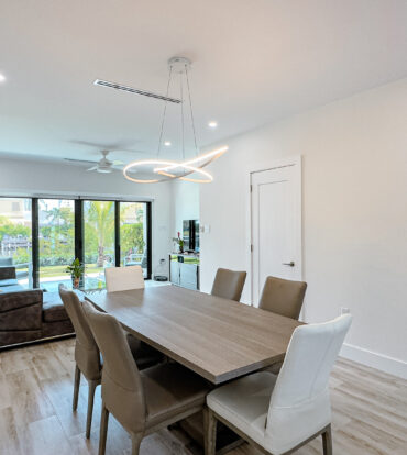 THE LAGOONS 2 BED WATERFRONT TOWNHOUSE