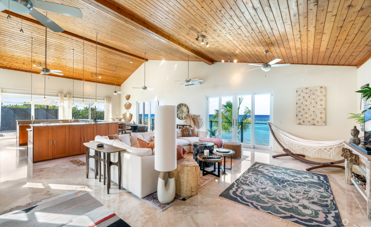 BEACHFRONT HOME LITTLE CAYMAN THE SANCTUARY