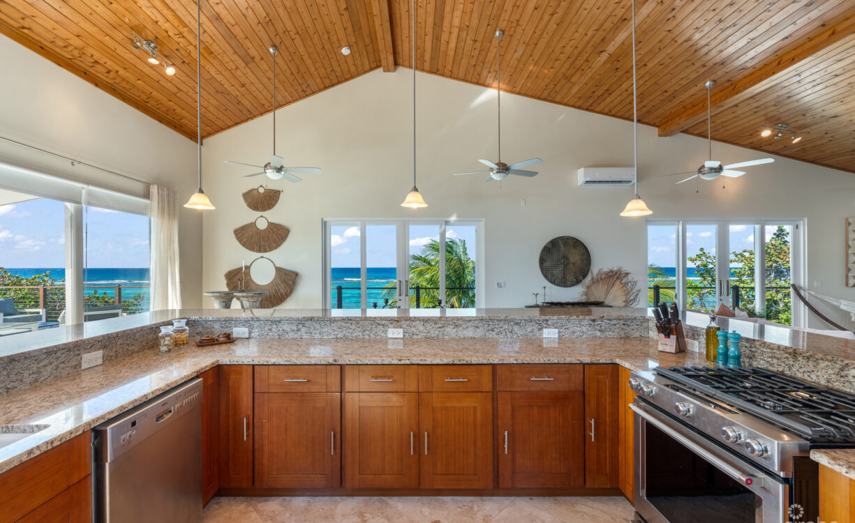 BEACHFRONT HOME LITTLE CAYMAN THE SANCTUARY
