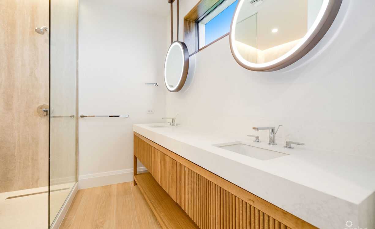 THE SANDS #2 | BOUTIQUE BEACHFRONT LIVING ON BOGGY SANDS ROAD