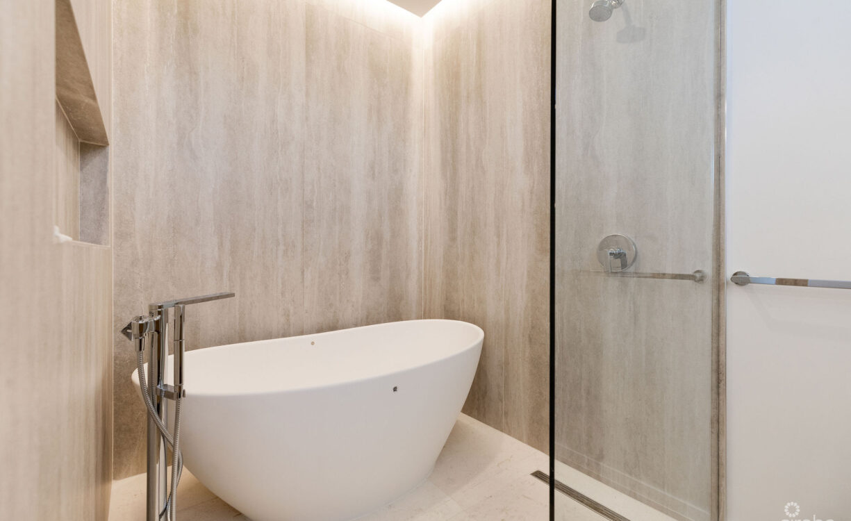 THE SANDS #2 | BOUTIQUE BEACHFRONT LIVING ON BOGGY SANDS ROAD