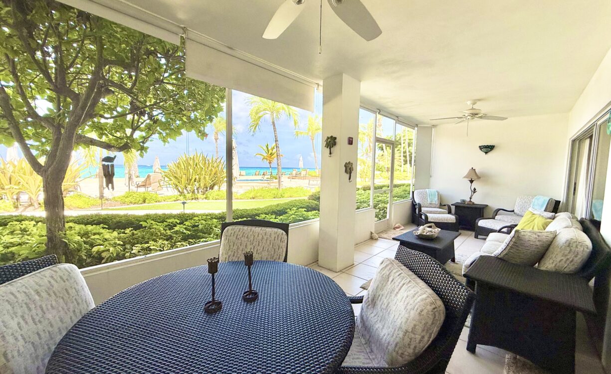 THE PALMS 2, SEVEN MILE BEACHFRONT