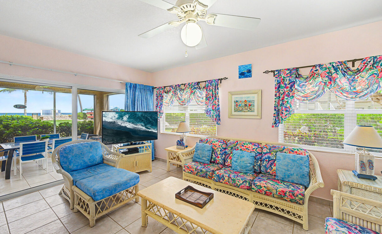 PLANTATION VILLAGE #9- SEVEN MILE BEACH