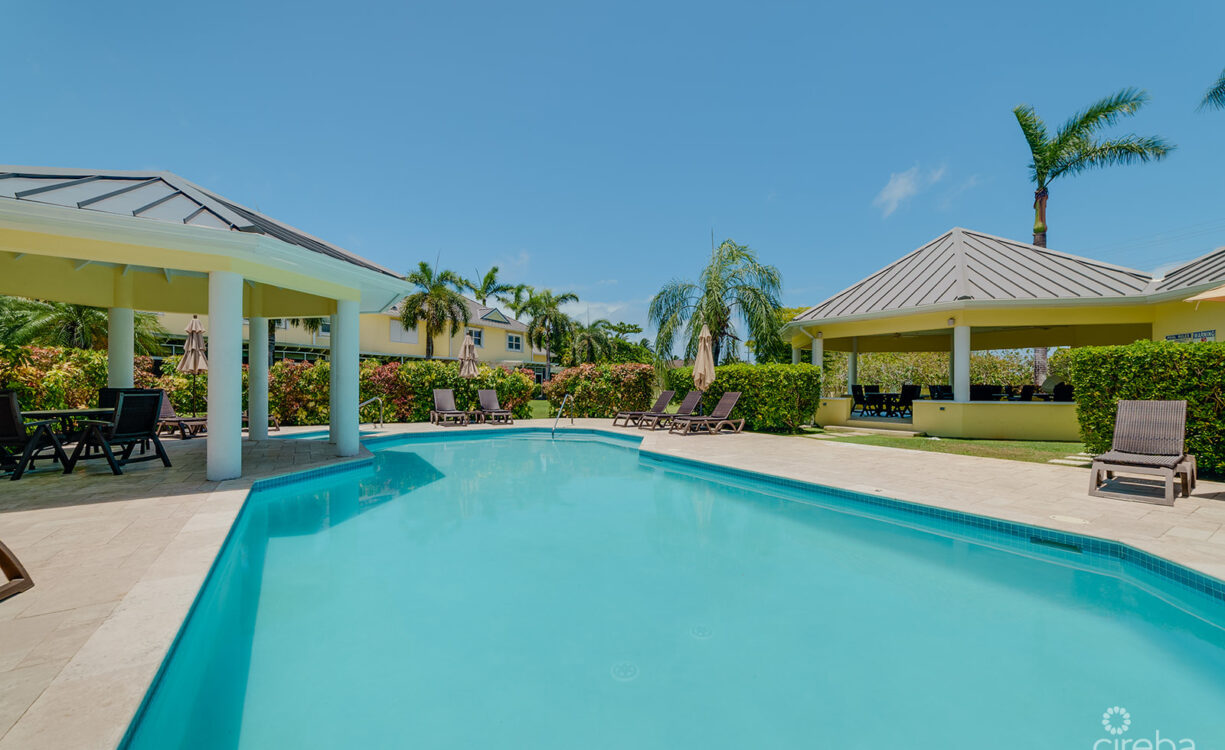 SPACIOUS 3 BED + DEN TOWNHOME AT L'AMBIENCE