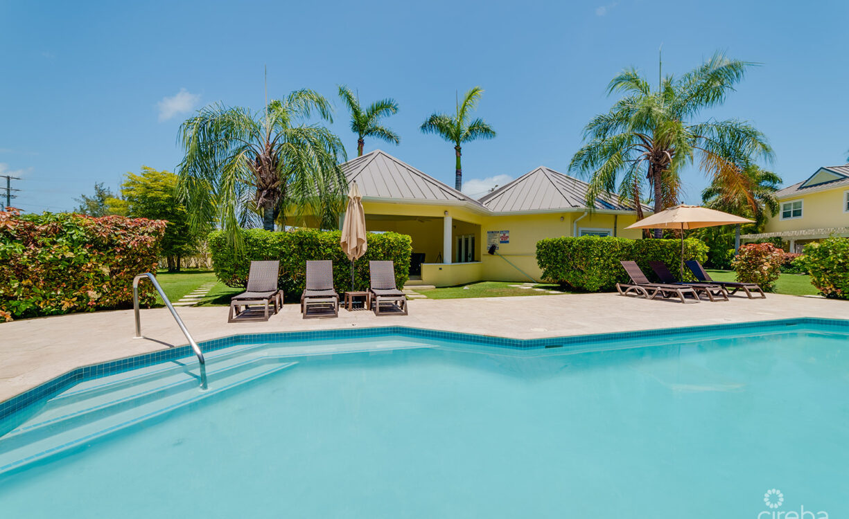 SPACIOUS 3 BED + DEN TOWNHOME AT L'AMBIENCE