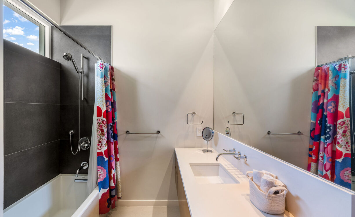THE VENETIA 29, LEED CERTIFIED FAMILY HOME