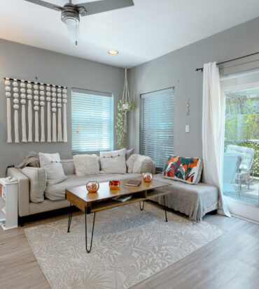GOLDEN SPRINGS END TOWNHOME