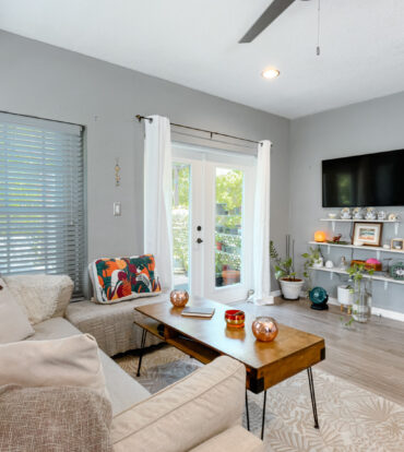 GOLDEN SPRINGS END TOWNHOME