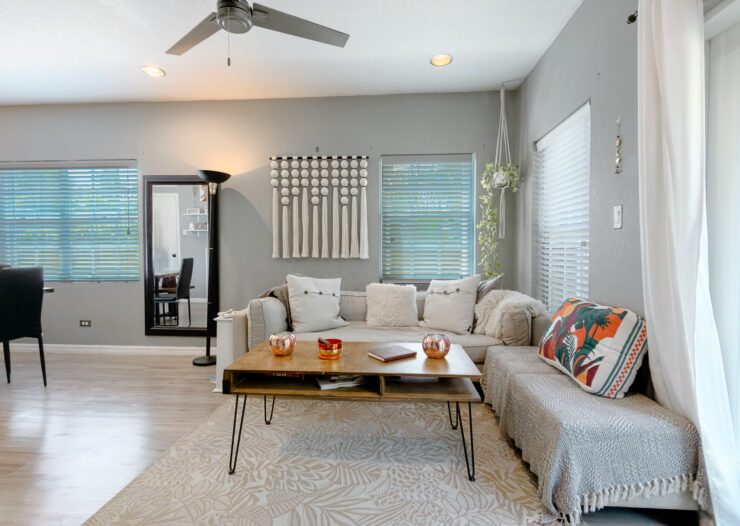GOLDEN SPRINGS END TOWNHOME