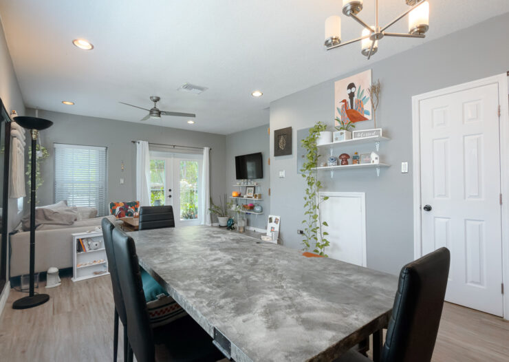 GOLDEN SPRINGS END TOWNHOME