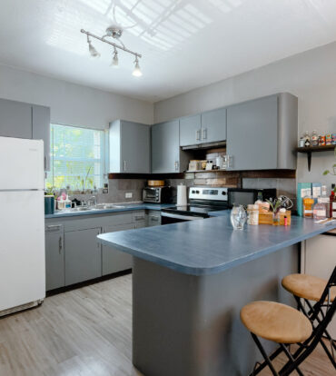 GOLDEN SPRINGS END TOWNHOME