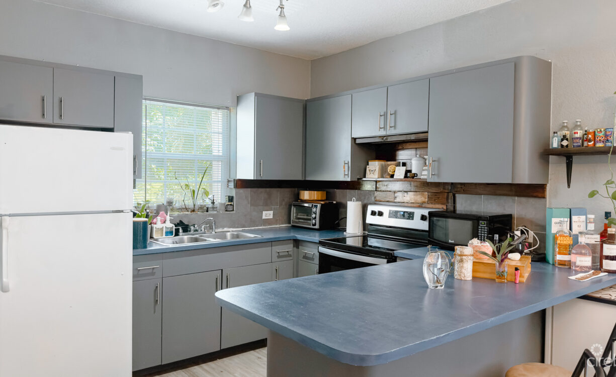 GOLDEN SPRINGS END TOWNHOME