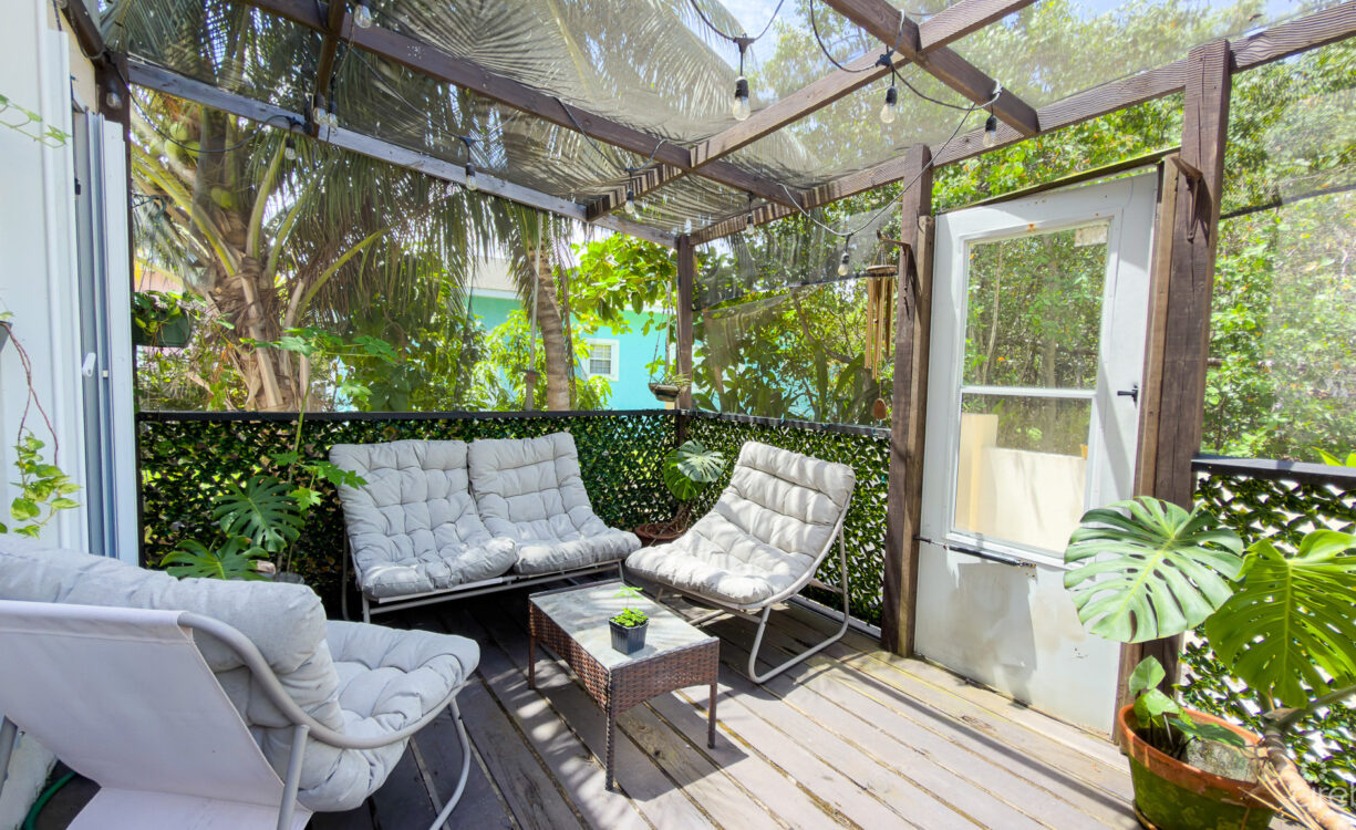 GOLDEN SPRINGS END TOWNHOME