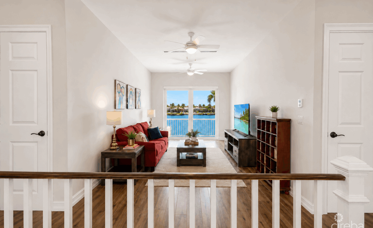 CRYSTAL HARBOUR WATERFRONT HOME