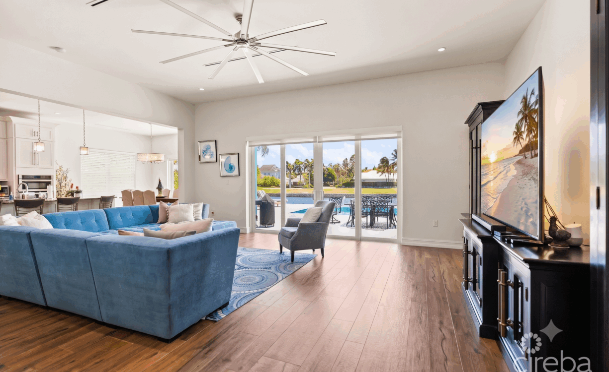 CRYSTAL HARBOUR WATERFRONT HOME
