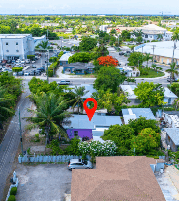 FOUR-PLEX / NEIGHBOURHOOD COMMERCIAL ZONING LAND