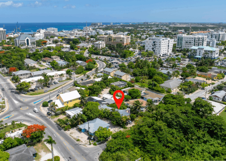 FOUR-PLEX / NEIGHBOURHOOD COMMERCIAL ZONING LAND