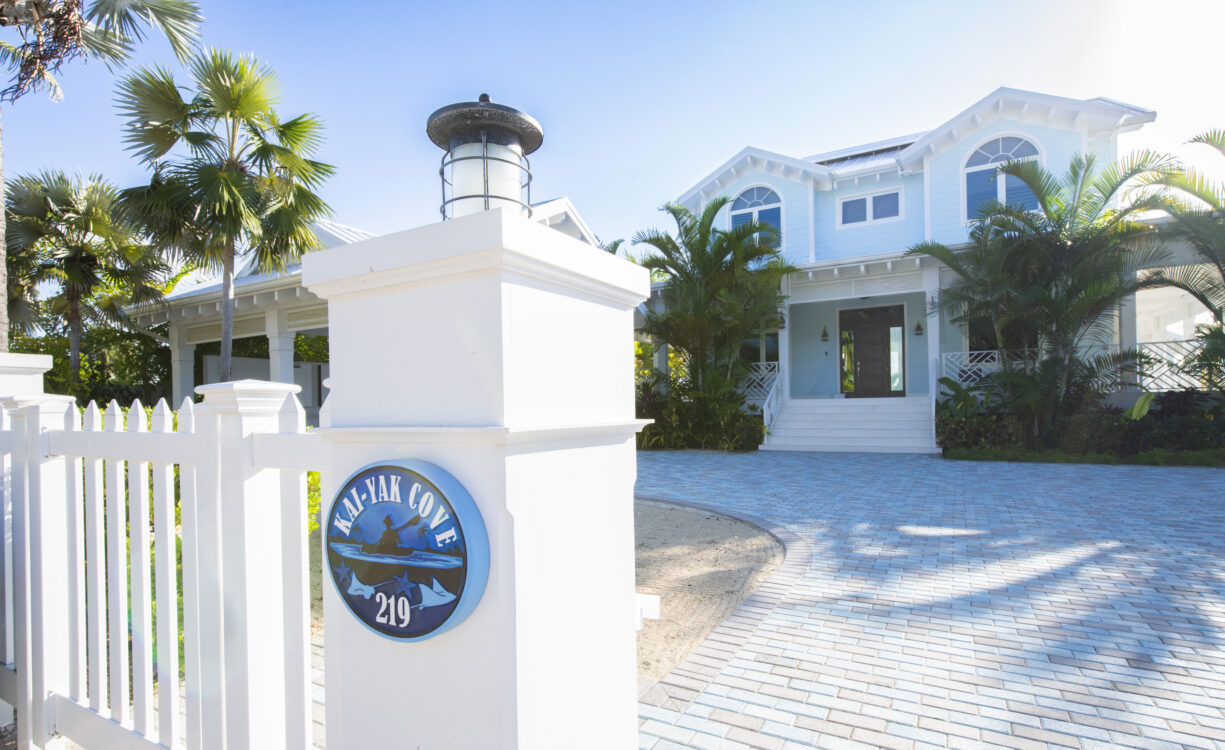KAI-YAK COVE, CAYMAN KAI VILLA