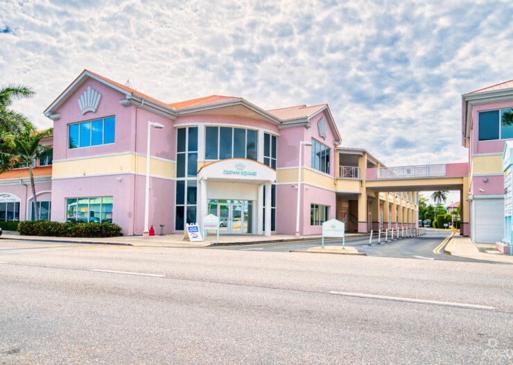 CROWN SQUARE