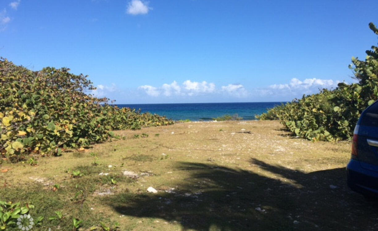 CAYMAN BRAC NORTHSIDE BEACH FRONT LAND