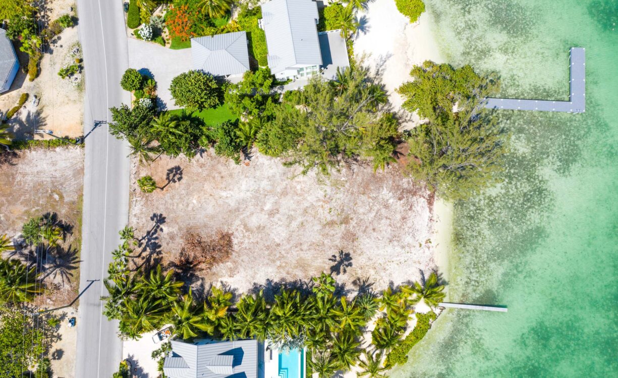 WATER CAY ROAD 0.54 ACRES, OCEANFRONT LAND