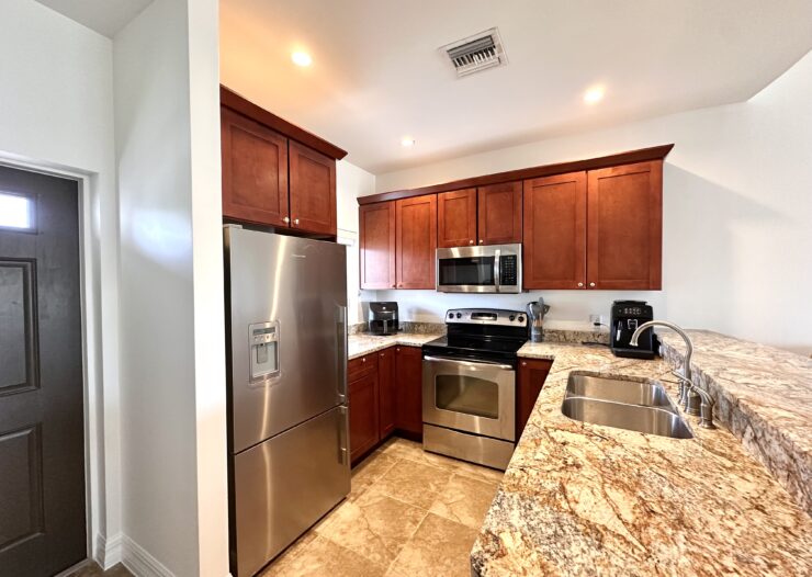 HARBOUR POINT 10, OCEANFRONT CONDO
