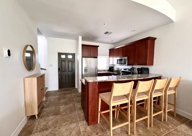 HARBOUR POINT 10, OCEANFRONT CONDO