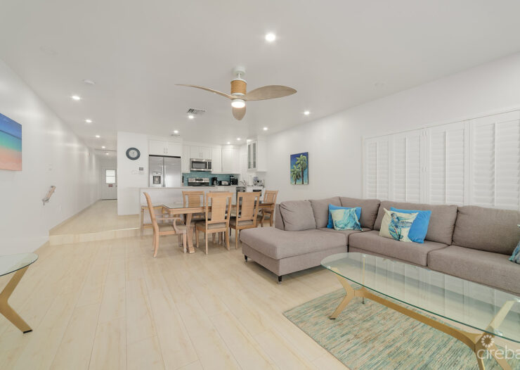 RENOVATED PENTHOUSE DISCOVERY POINT CLUB