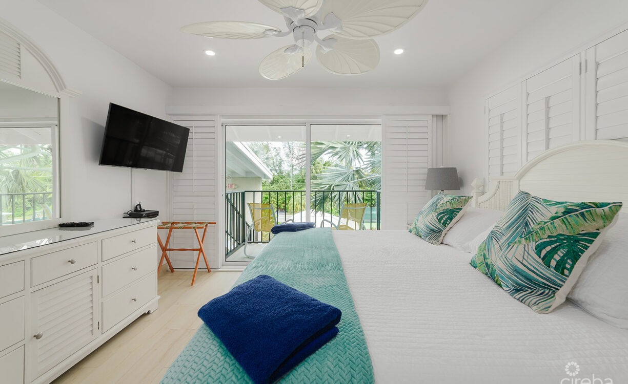RENOVATED PENTHOUSE DISCOVERY POINT CLUB
