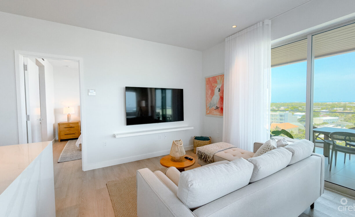 ONE GT - FURNISHED 2 BED WITH DEN